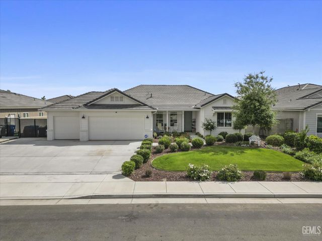8719 Dromana Court, Bakersfield, CA 93314