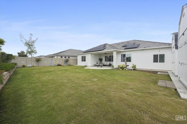 8719 Dromana Court, Bakersfield, CA 93314