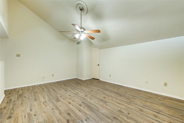 10811 Richmond Avenue 9, Houston, TX 77042