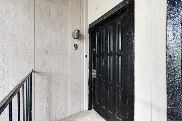 10811 Richmond Avenue 9, Houston, TX 77042