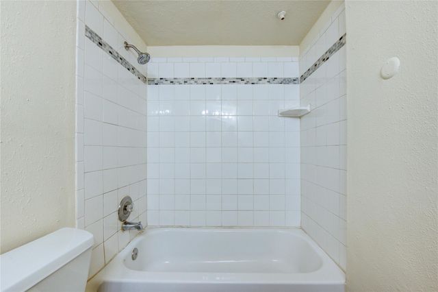 10811 Richmond Avenue 9, Houston, TX 77042
