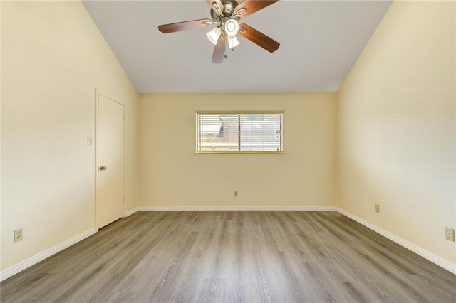 10811 Richmond Avenue 9, Houston, TX 77042