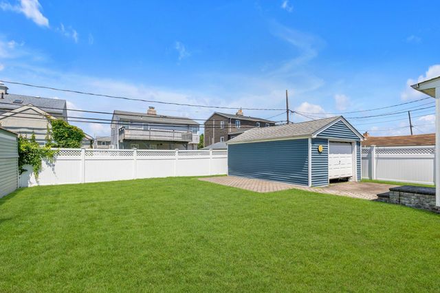 62 Grant Street, Freeport, NY 11520