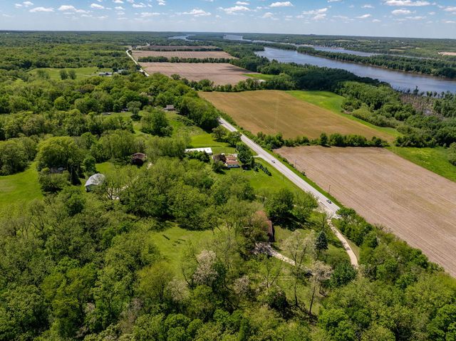 7922 78th Avenue, Milan, IL 61264