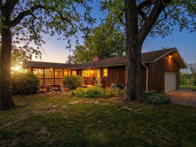 7922 78th Avenue, Milan, IL 61264