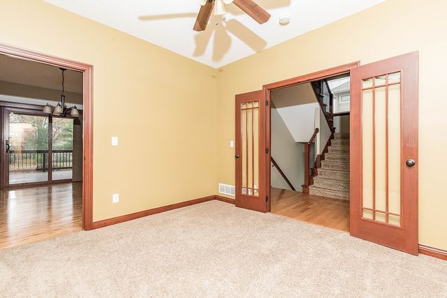 8700 Wooded Point Drive, Johnston, IA 50131