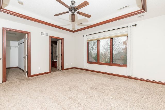 8700 Wooded Point Drive, Johnston, IA 50131