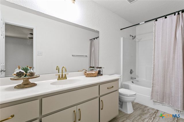 4706 Stonehaven Drive, Temple, TX 76502