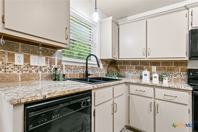 4706 Stonehaven Drive, Temple, TX 76502