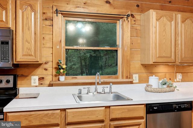168 CHESTNUT TRAIL RD, Front Royal, VA 22630