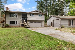 1904 Fir Woods Place, Oak Harbor, WA 98277