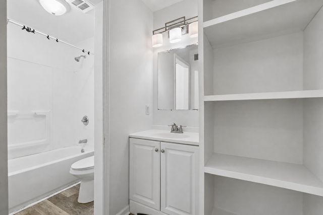 270 Tampa Dr Apt H1, Nashville, TN 37211