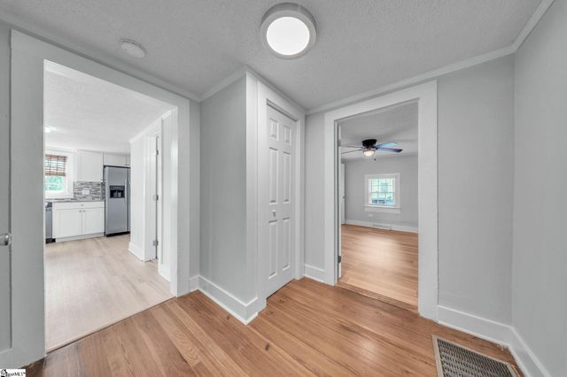 6 Allen Street, Pelzer, SC 29669