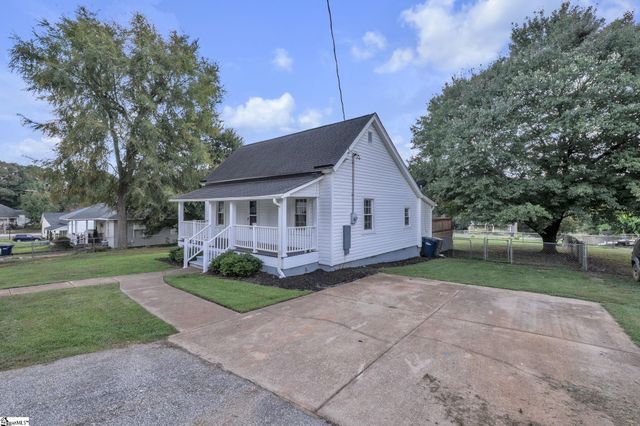 6 Allen Street, Pelzer, SC 29669