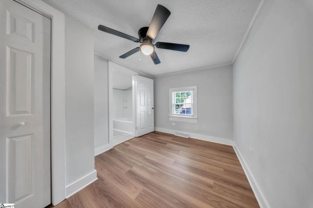 6 Allen Street, Pelzer, SC 29669