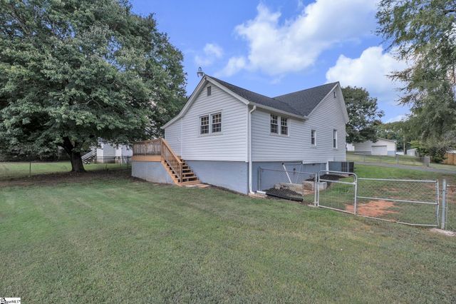 6 Allen Street, Pelzer, SC 29669