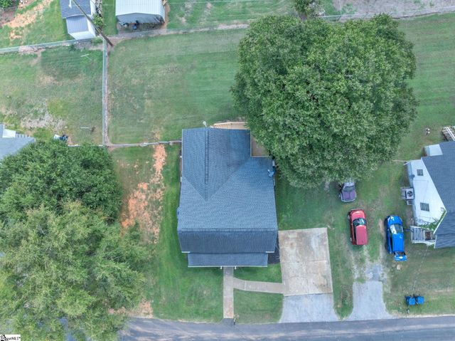 6 Allen Street, Pelzer, SC 29669
