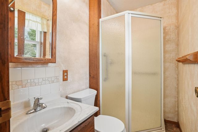 1417 Angus Drive, Waterloo, IA 50701