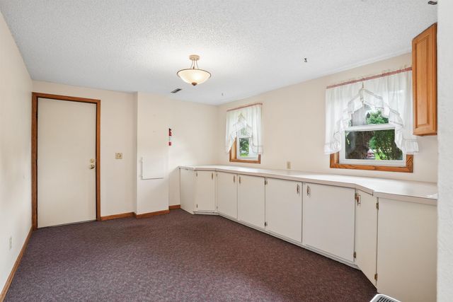 1417 Angus Drive, Waterloo, IA 50701
