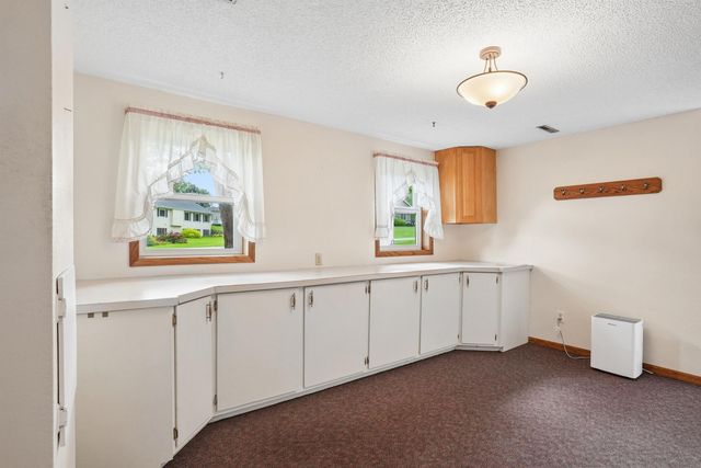 1417 Angus Drive, Waterloo, IA 50701