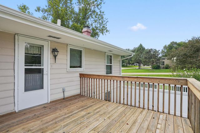 1417 Angus Drive, Waterloo, IA 50701