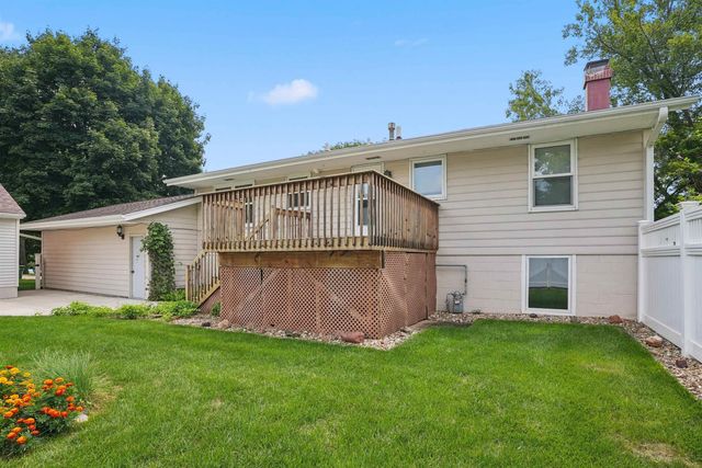 1417 Angus Drive, Waterloo, IA 50701