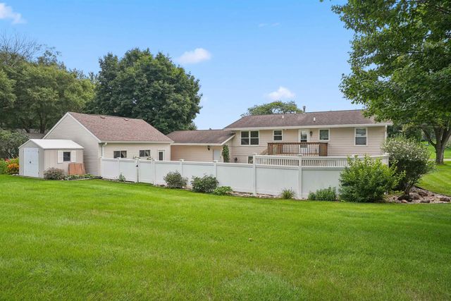 1417 Angus Drive, Waterloo, IA 50701