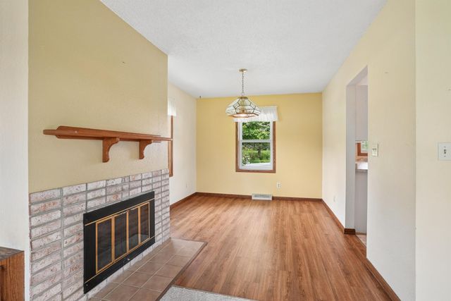 1417 Angus Drive, Waterloo, IA 50701