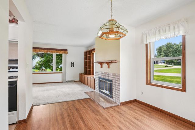 1417 Angus Drive, Waterloo, IA 50701