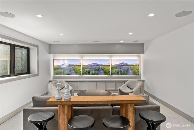 10789 SE 10th Street, Bellevue, WA 98004