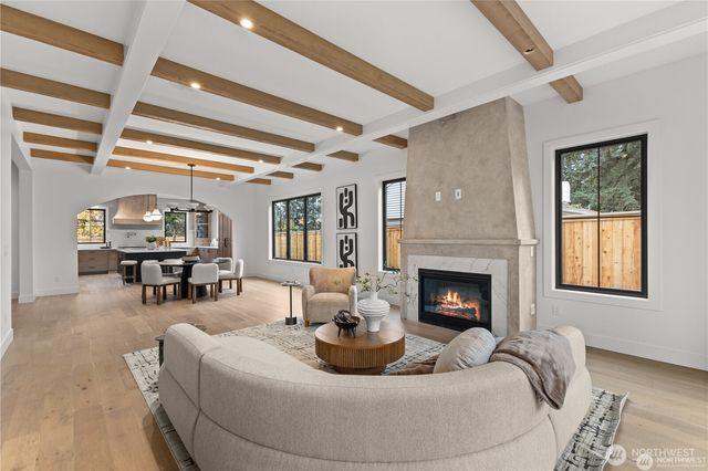 10789 SE 10th Street, Bellevue, WA 98004