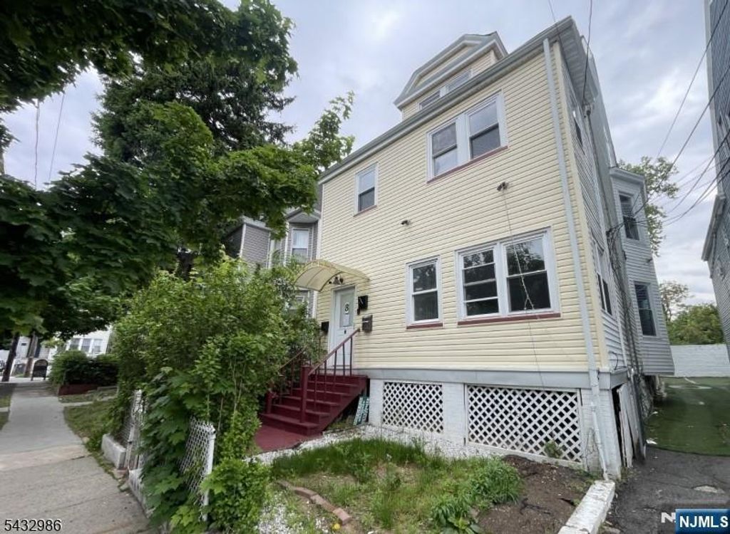 8 Treacy Avenue 2, Newark, NJ 07108