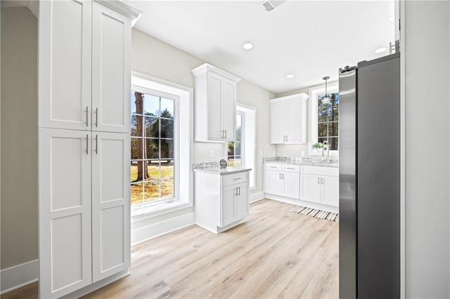 737 Broad River Road, Carlton, GA 30627