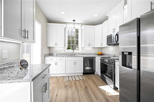 737 Broad River Road, Carlton, GA 30627