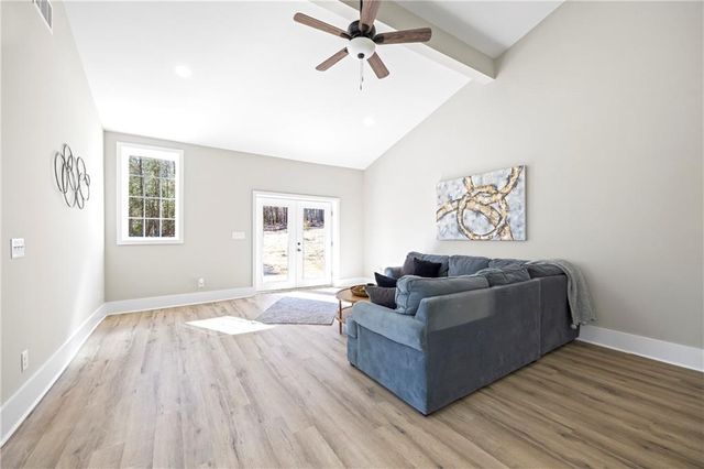 737 Broad River Road, Carlton, GA 30627