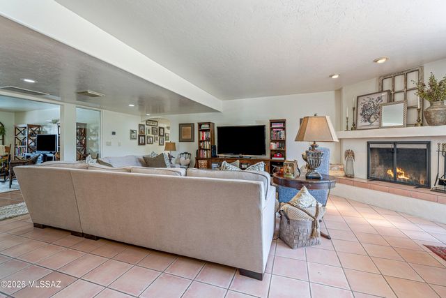 4949 N Moonstone Drive, Tucson, AZ 85750