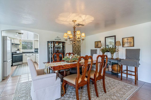 4949 N Moonstone Drive, Tucson, AZ 85750