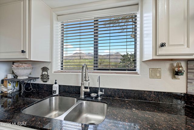 4949 N Moonstone Drive, Tucson, AZ 85750