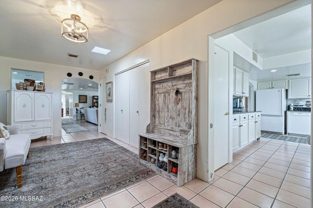 4949 N Moonstone Drive, Tucson, AZ 85750