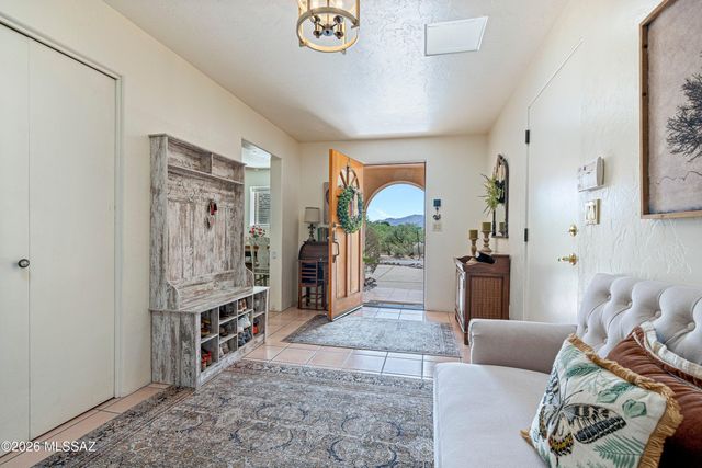 4949 N Moonstone Drive, Tucson, AZ 85750