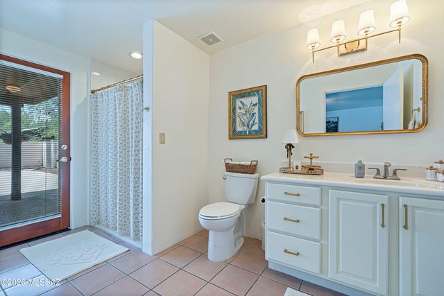 4949 N Moonstone Drive, Tucson, AZ 85750