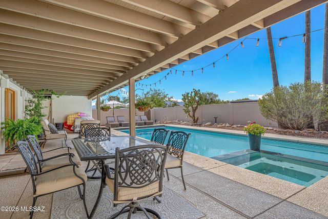 4949 N Moonstone Drive, Tucson, AZ 85750