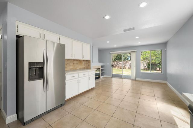 9467 Little Rapids Way, Elk Grove, CA 95758