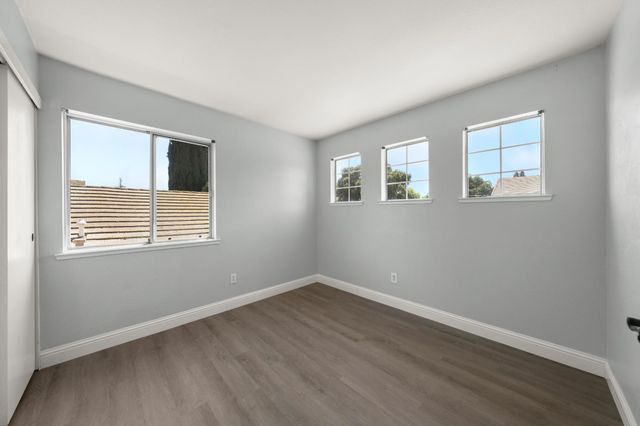 9467 Little Rapids Way, Elk Grove, CA 95758