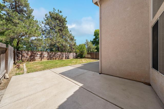 9467 Little Rapids Way, Elk Grove, CA 95758