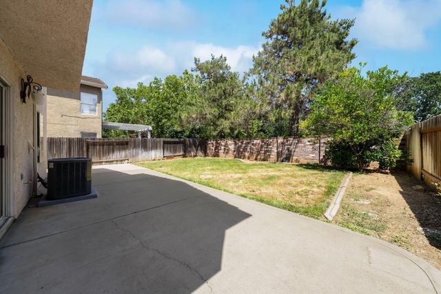 9467 Little Rapids Way, Elk Grove, CA 95758