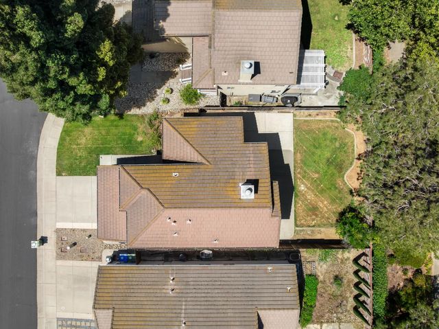 9467 Little Rapids Way, Elk Grove, CA 95758