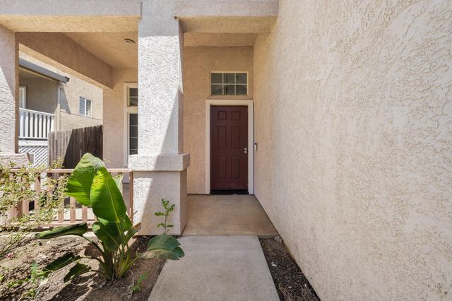 9467 Little Rapids Way, Elk Grove, CA 95758