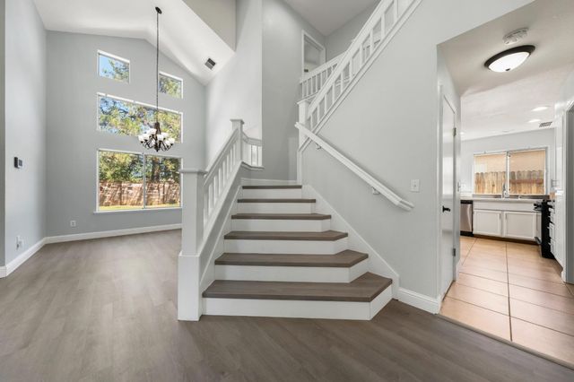 9467 Little Rapids Way, Elk Grove, CA 95758