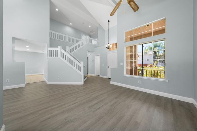 9467 Little Rapids Way, Elk Grove, CA 95758